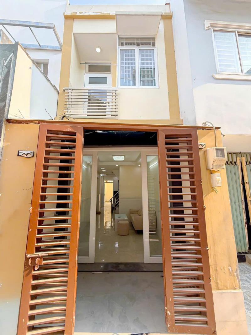 Bán nhà sổ riêng hẻm 803 huỳnh tấn phát quận 7