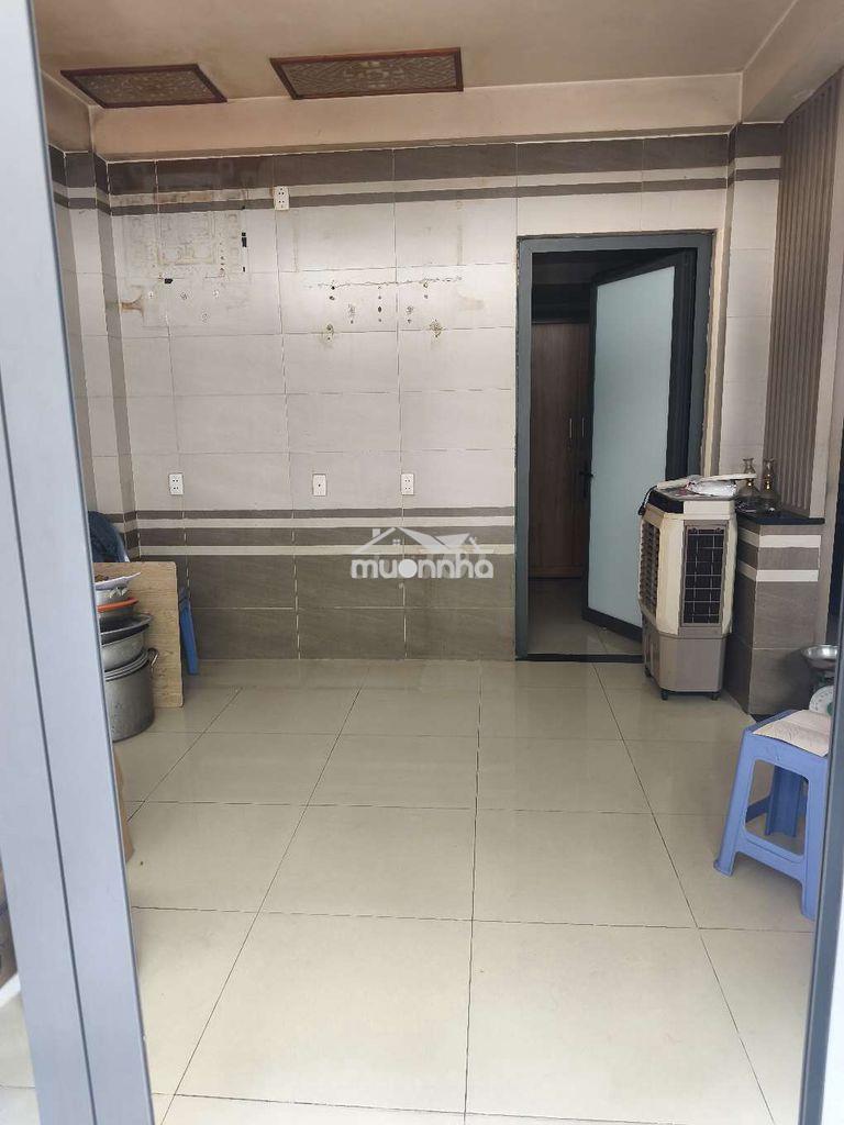 Cho thuê nhà 3 phòng ngủ gần khu chế xuất tân thuận 