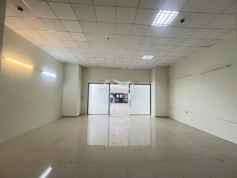 Cho thuê mặt bằng 72m2 - giá rẻ - topaz city q8
