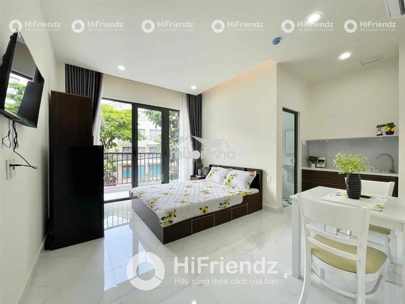 Căn hộ cao cấp full nội thất mới ban công to siêu thoáng ngay quận 6