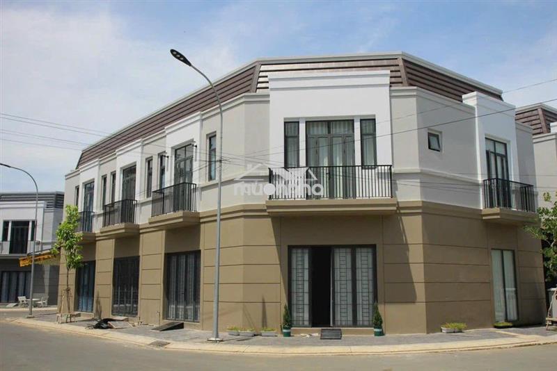 Căn góc tây sông hậu cho thuê
