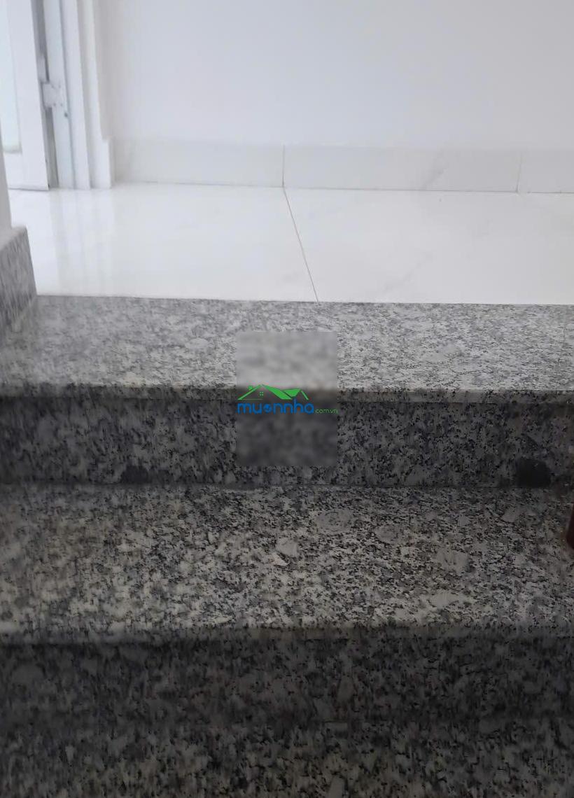 Nhà riêng chính chủ full thổ cư giá chỉ 765tr xây dựng kiên cố gần chợ, gần trường