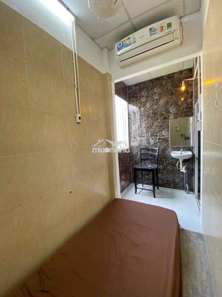 Phòng cho 1 người làng báo chí, thảo điền