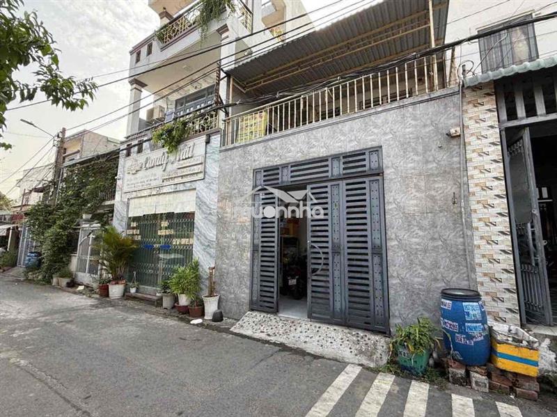 BÁN NHÀ GẦN TRUNG TÂM HÀNH CHÍNH ĐƯỜNG NHỰA BUÔN BÁN NHỎ