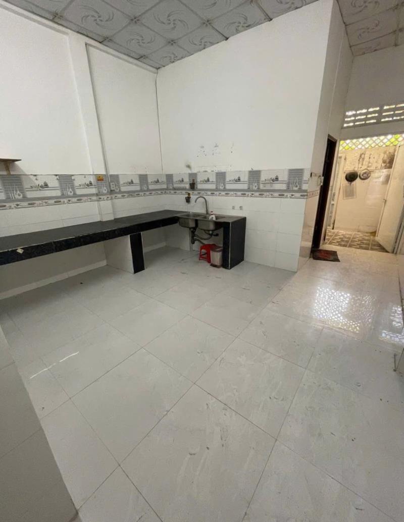 Bán nhà cấp 4 cách chợ thới tứ 400m vào 1 sẹc trịnh thị miếng, hóc môn giá 860trieu, sổ hồng riêng