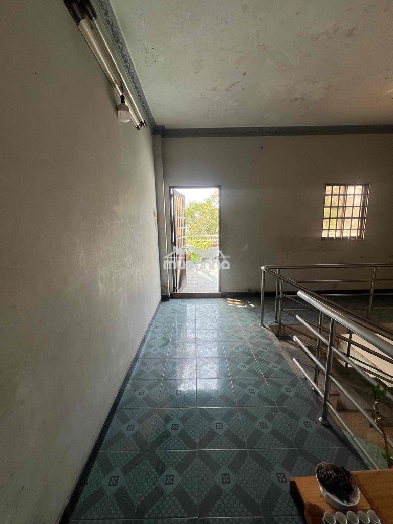 🪵🏡 Vừa qua cầu nguyễn tri phương – phòng ban công mặt tiền chỉ 2tr5/th