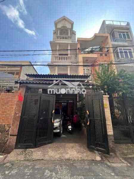 Nhà rất đẹp cho thuê đông hưng thuận q12