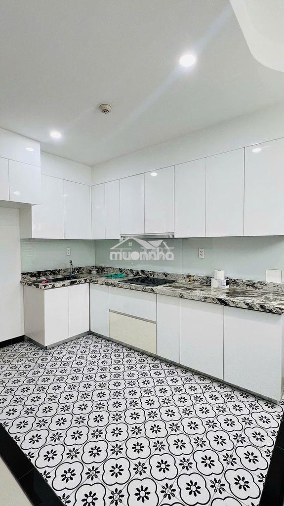 Căn hộ 2pn cao cấp lầu 18 – goldview quận 4