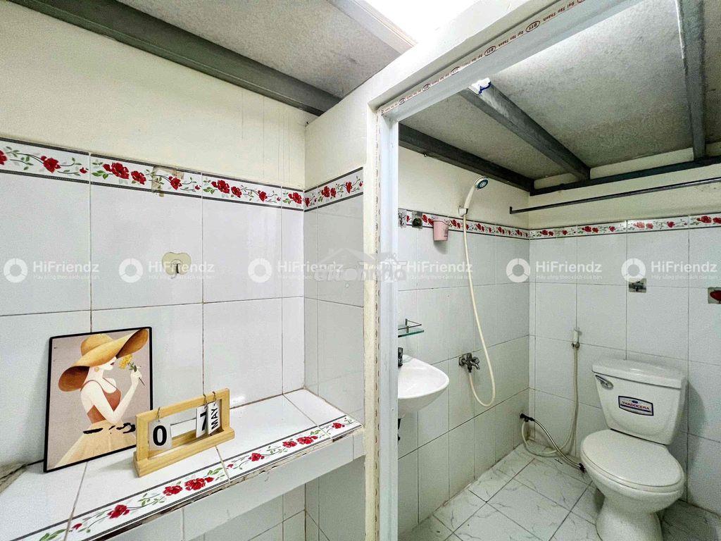 Trống sẵn phòng có gác ở liền ngay mã lò - lê văn quới - hương lộ 2 - 4