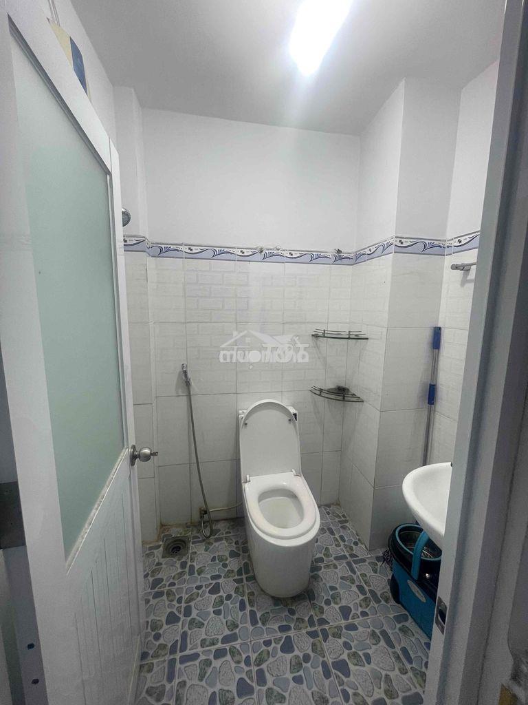 💎 💎 💎 Trệt 2 lầu sân thượng 4❌18m có 4pn 4wc hẻm xe hơi quang trung - 3