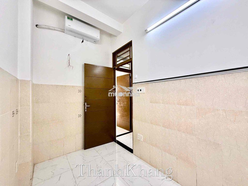 Cho thuê căn hộ 2pn bancol thang máy rộng 40m2 ngay lý thái tổ q10 - 4