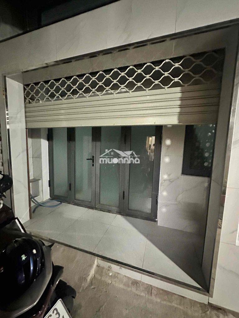 Cho thuê căn hộ duplex ***