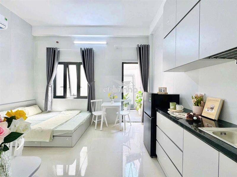 Phòng mới xây - full nội thất gần chợ ph văn bạch, emart