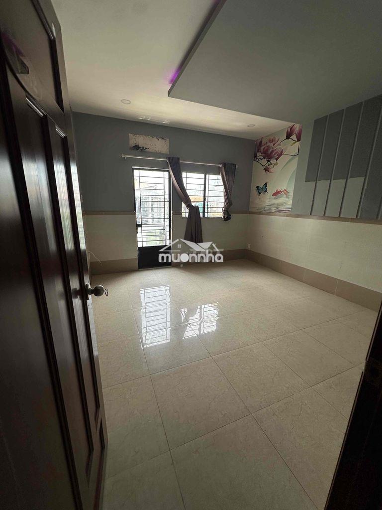 Nhà nguyên căn hẻm 473/20atô hiến thành phường 14 quận 10