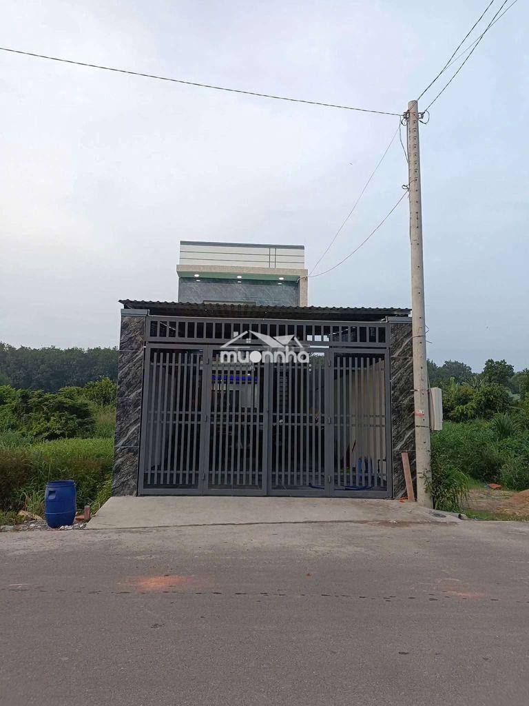 Bán nhà mặt tiền