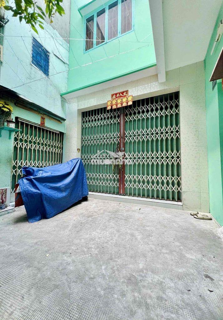 Bán 2 nhà đôi quận 6 2shr ,dt 45m2, 2tầng, 4pn , gần chợ bình tây - 3