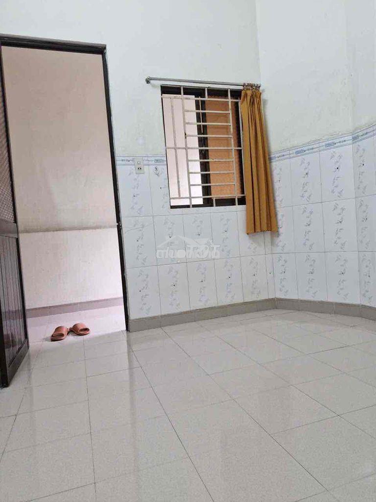 Cho thuê phòng trọ giá tốt quận 10 gần công viên lê thị riêng