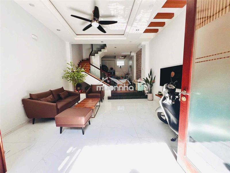 Nhà mới đẹp full nội thất y hình🍀 dt 5x14m🍀 4pn-3wc