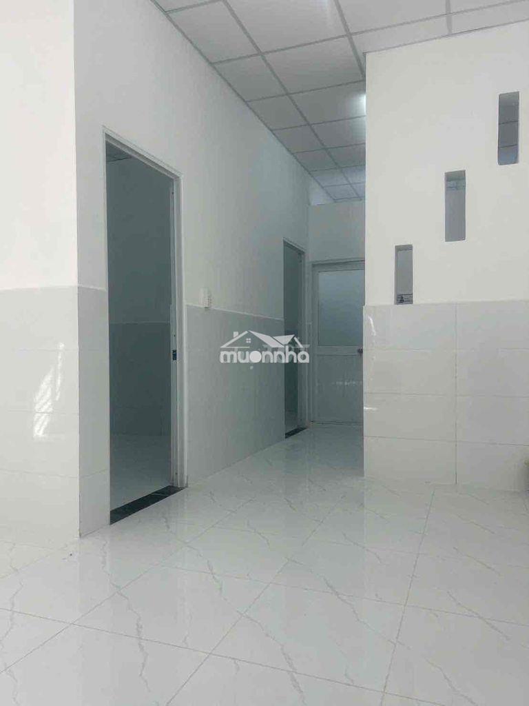 Tôi chính chủ cần bán nhà mới xây 5,5 x 8,5 hẻm chợ hóc môn - 2