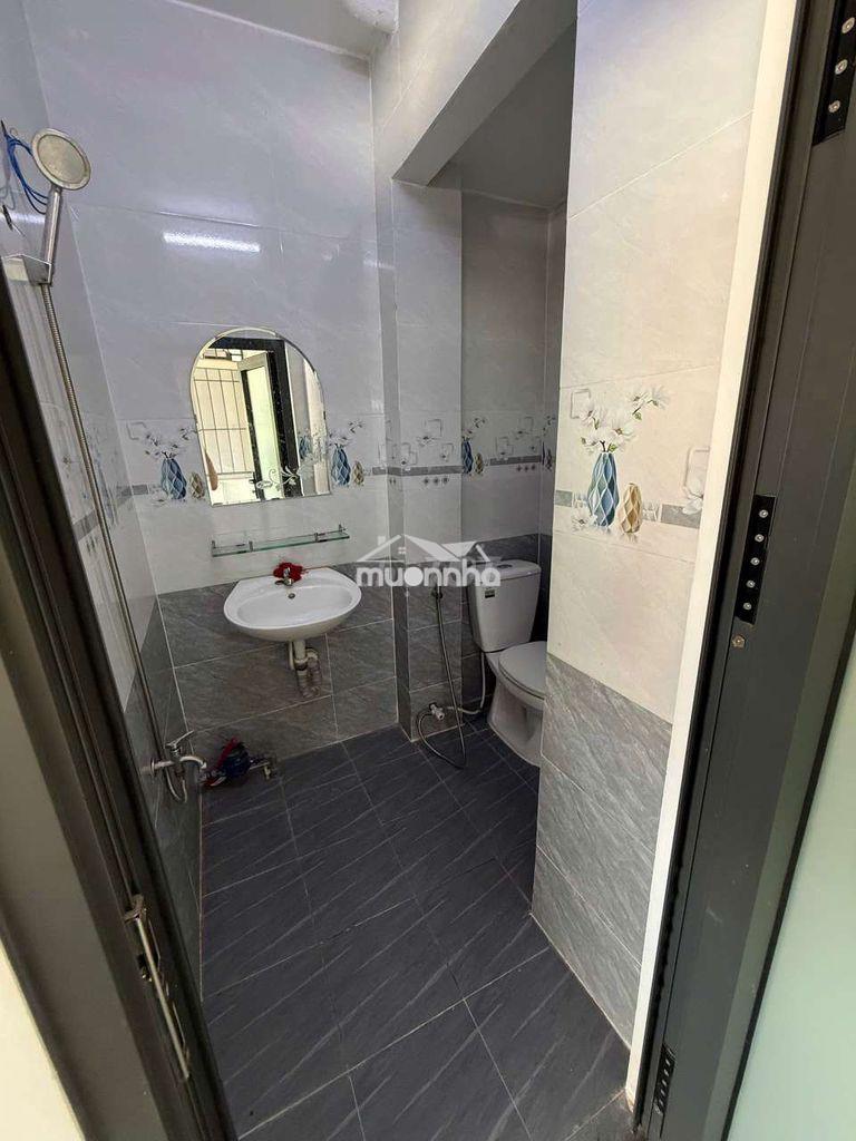500 m đại học mở đại học sài gòn và chợ cách phú mỹ hưng 5 cây - 3