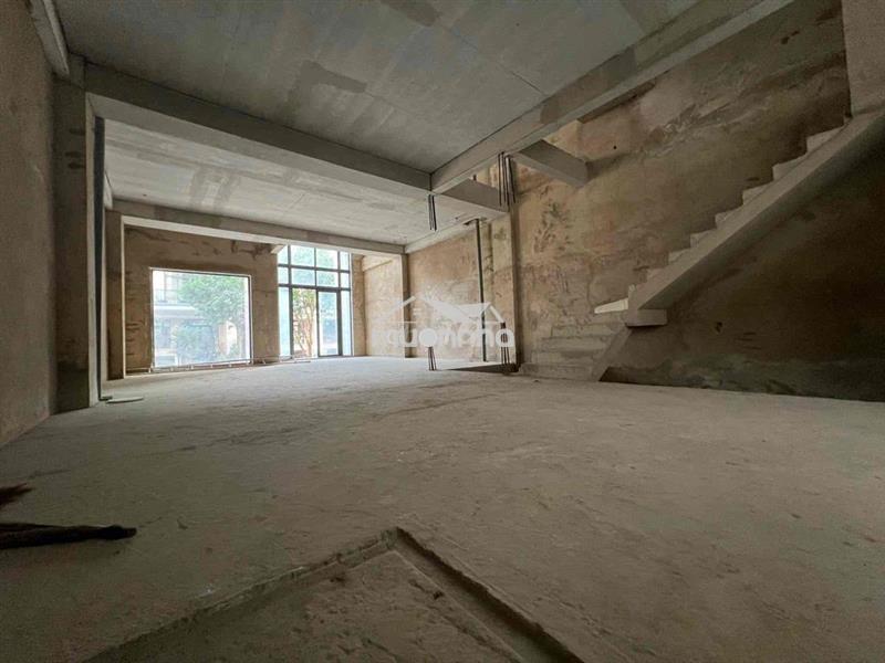 Cho thuê nhà thô vạn phúc city: 7x22m làm kho, hđ ngắn hạn giá 30tr