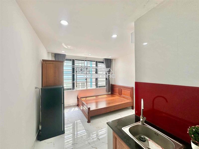 Phòng full nội thất ngay cầu nguyễn tri phương