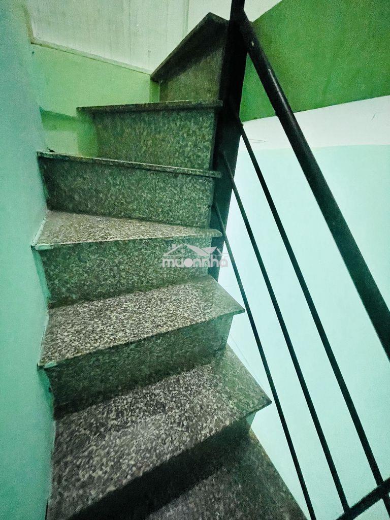 Nhà thuê nhà lê lai gò vấp cũ 2wc 4.2 - 4