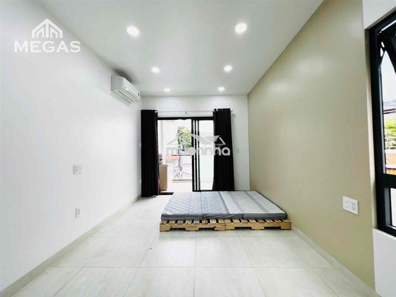 Khai trương siêu phẩm ban công tách bếp siêu đẹp kengg , gần cầu chữ y