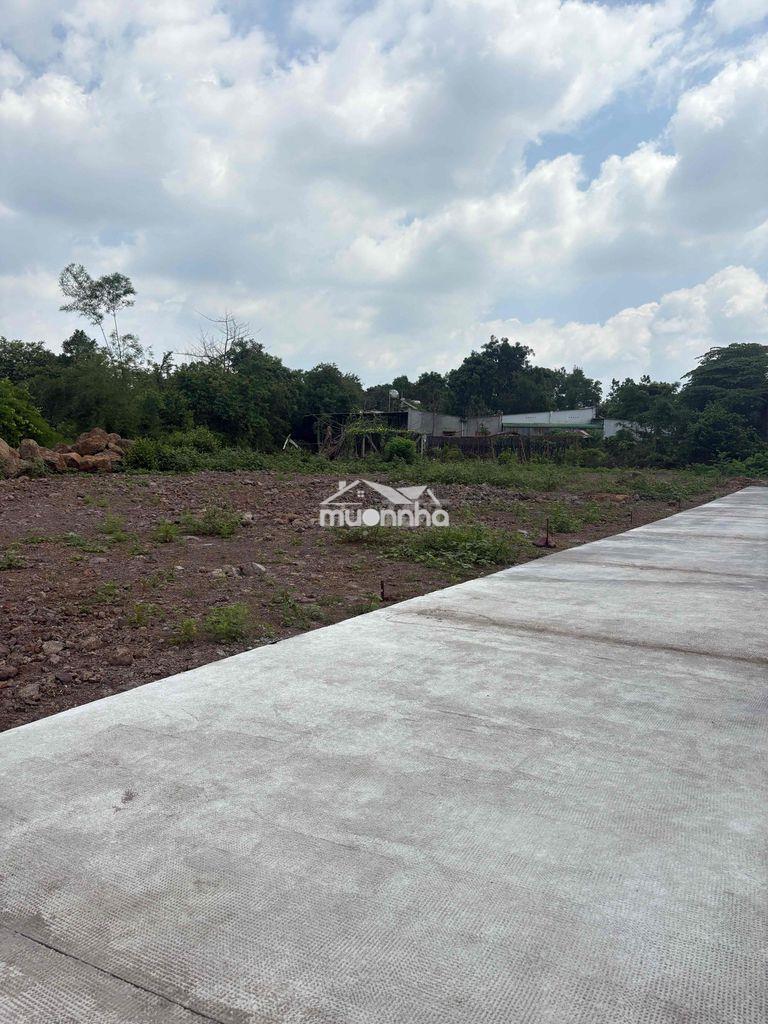 Đất vị trí tốt ngay ái nghĩa hồ thị hương 178triệu/m ngang