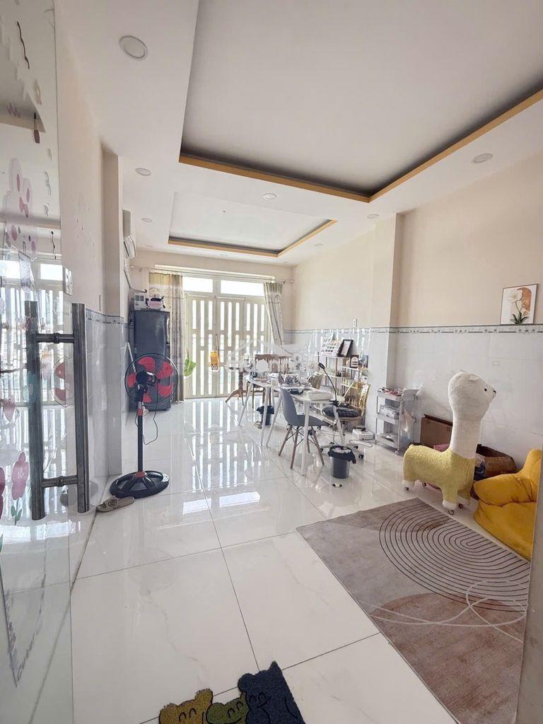 Nhà 6 tâng ,66m2 hẽm 5m ô tô thái phiên q11 - dòng tiền 25tr,  11,8 tỷ
