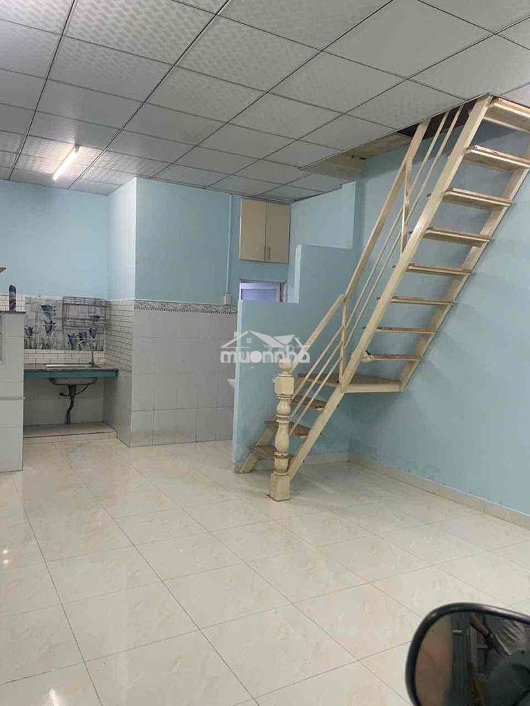 Nhà trung tâm q1 nguyên căn giá 8tr- tiện kinh doanh online, gia đình
