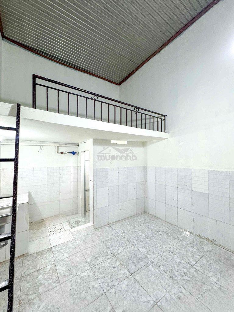 Trọ rẻ bèo ngã tư 550 - 2