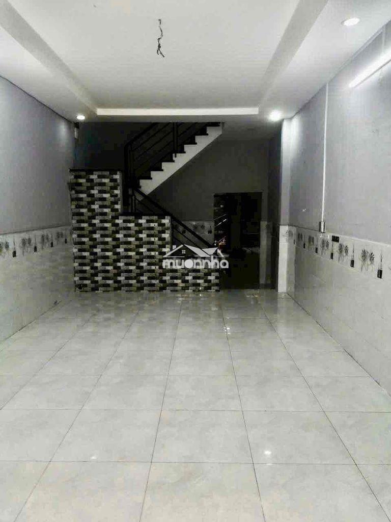 🏠 Nhà cho thuê hẻm c2 phạm hùng gần chợ c2 xã bình hưng . 💥dt: 4x 20 1