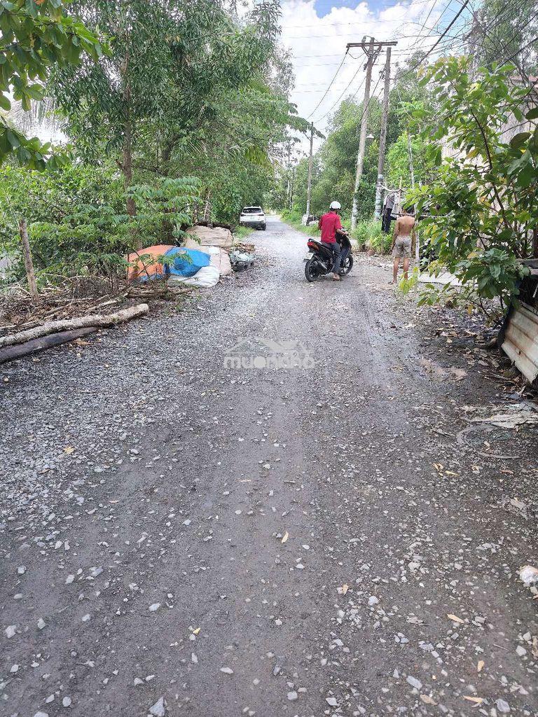 Bán nhà hóc môn - xe tải thông - dt khủng - giá cực rẻ