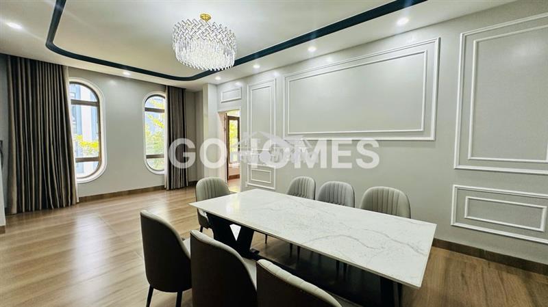 Cho thuê tầng 3 + 4 nhà góc 2 mặt tiền hòa xuân - có thang máy