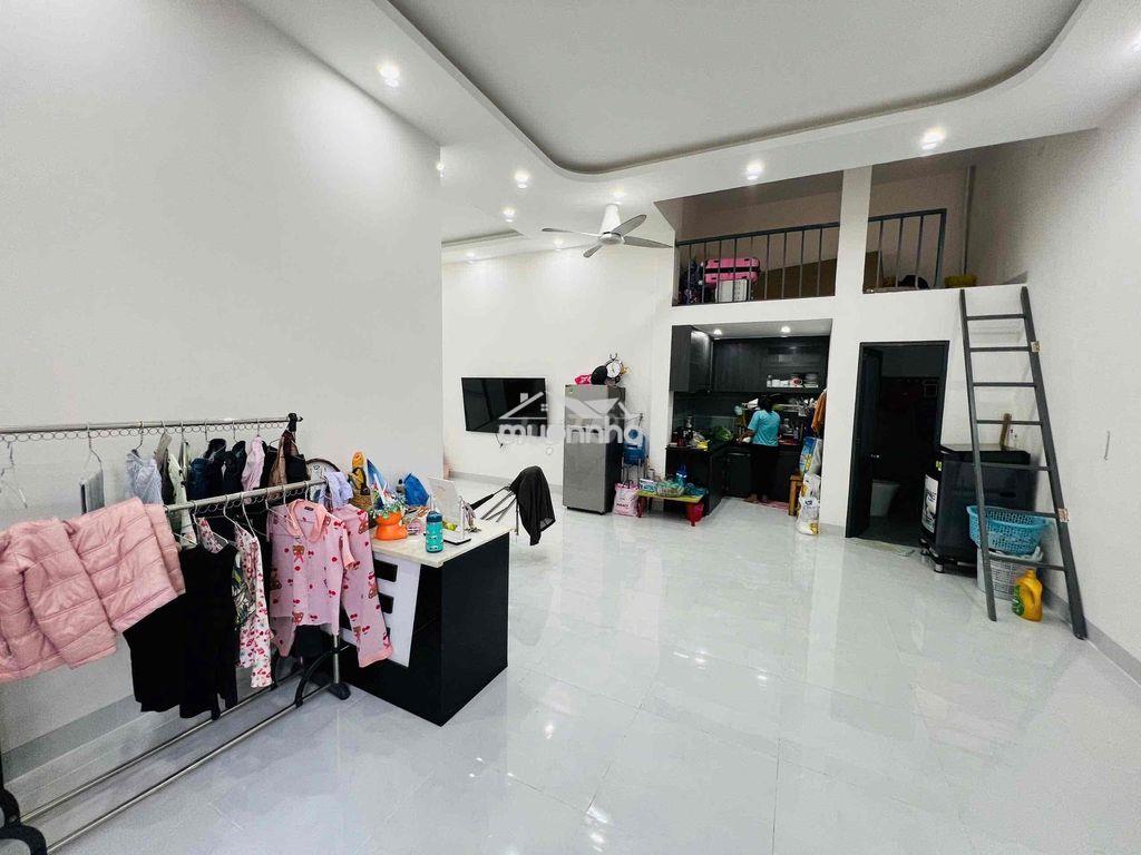 Nhà 1,85 tỷ hẻm đoàn ca múa nhạc mới xây chuyển về quê cần bán nhà 72m - 3