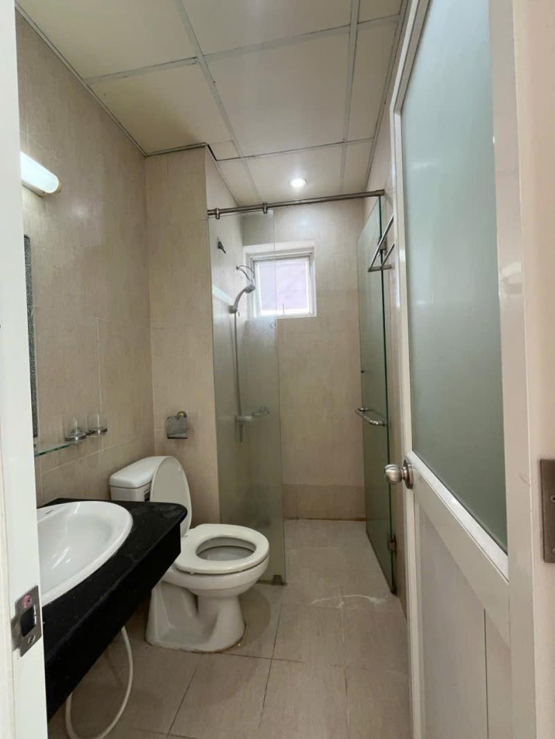 Bán chung cư tara quận 8 dt: 71.25m2 2pn 2wc giá 4.050 tỷ