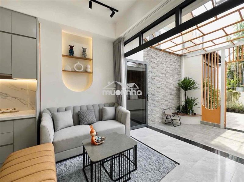 Xvnt_ hẻm 3.5m_ khu cao tầng_2 tầng_dt: 35m2_ view landmark_ 3p tới q1