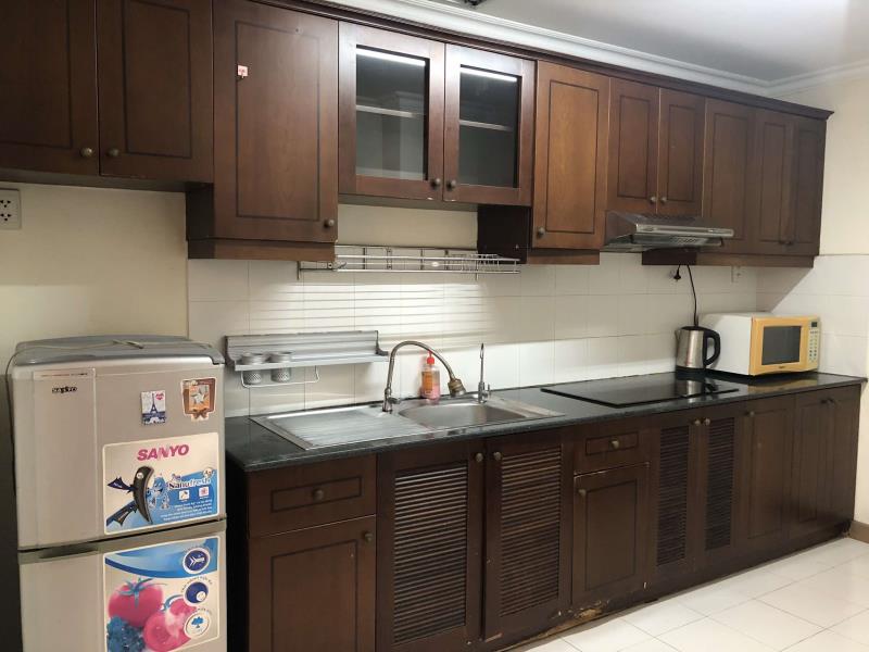 Cần cho thuê gcăn hộ phúc thịnh quận 5, dt : 74 m2, 2pn, 1wc, giá : 10 tr/th, - 2