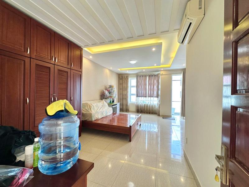 Phòng cho thuê cao cấp giá siêu tốt chỉ 6 triệu/ tháng diện tích rộng 40m2 có ban công riêng