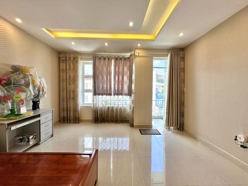 Phòng cho thuê cao cấp giá siêu tốt chỉ 6 triệu/ tháng diện tích rộng 40m2 có ban công riêng - 2