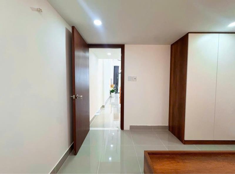 Nhà quận 7, chỉ 4 tỷ ngay trục đường huỳnh tấn phát - 3