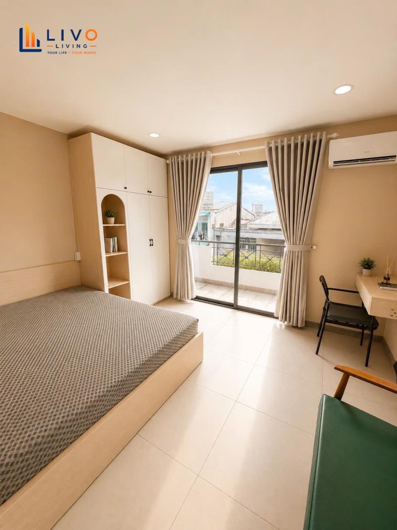 Phòng ban công tách bếp full nội thất hutech, uef, đh giao thông vận tải tp.hcm, landmark 81, quận 1, thảo điền, bến xe miền đông.