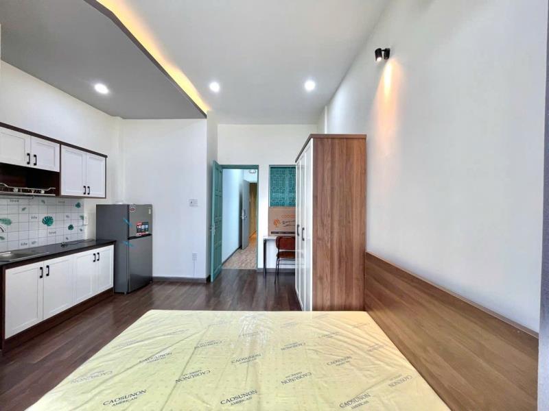 Cho thuê căn hộ có ban công, gần đại học ngoại thương - d5, quận bình thạnh - 4