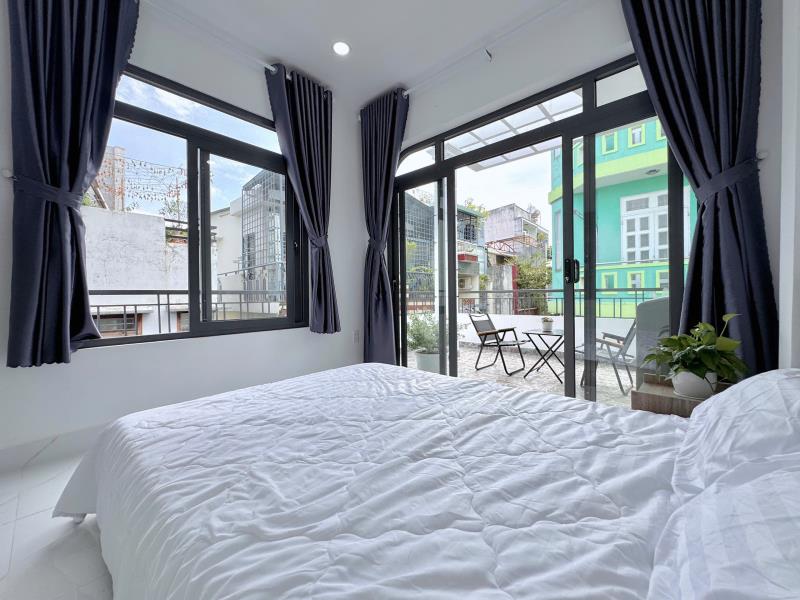 Cho thuê căn hộ 1 phòng ngủ lê văn duyệt – ban công riêng, nhiều ánh sáng tự nhiên, gần chợ bà chiểu & quận 1
