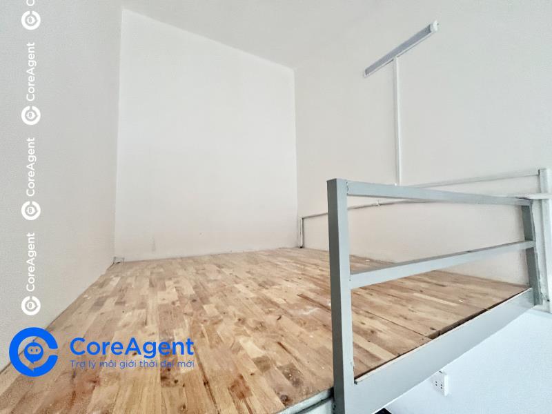 Phòng trọ có gác dành cho sinh viên, người đi làm ở đường lò gốm, quận 6 gần cơ sở đại học mở 5-7p đi xe - 4