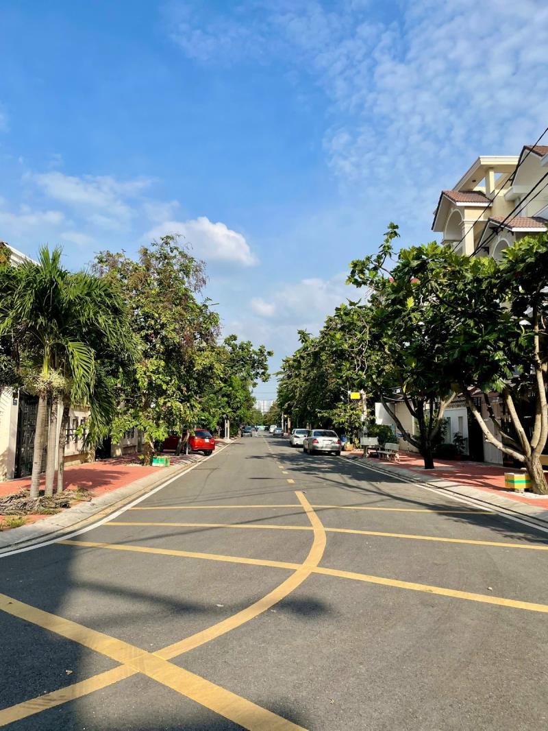 26 tỷ, biệt thự 5 tầng 160m2 khu cao lỗ quận 8, sát aeon mall