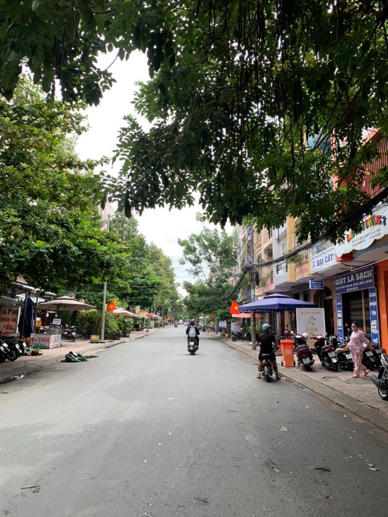 12 tỷ, mặt tiền 4 tầng khu cao lỗ quận 8, kinh doanh tốt