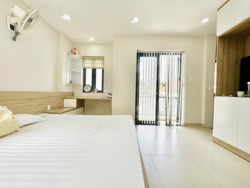 Cho thuê căn hộ có ban công đường hoàng hoa thám gần đại học văn lang, đại học hutech – quận bình thạnh - 3