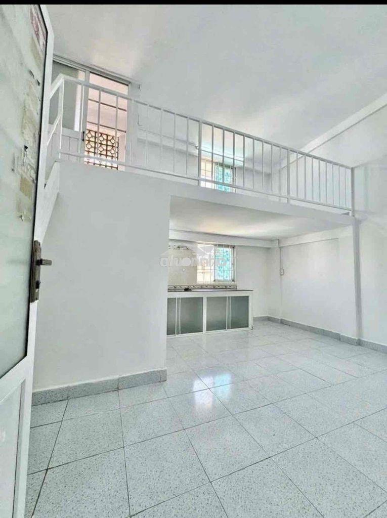 Bán căn hộ chung cư góc dt 30m giá 470tr sổ sẵn ở kdc vietsing vsip 1